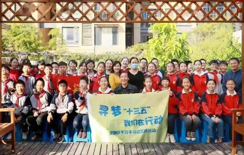 为什么大人越打孩子，孩子越不听话。还会更不服气，小的时候都不是这样的....