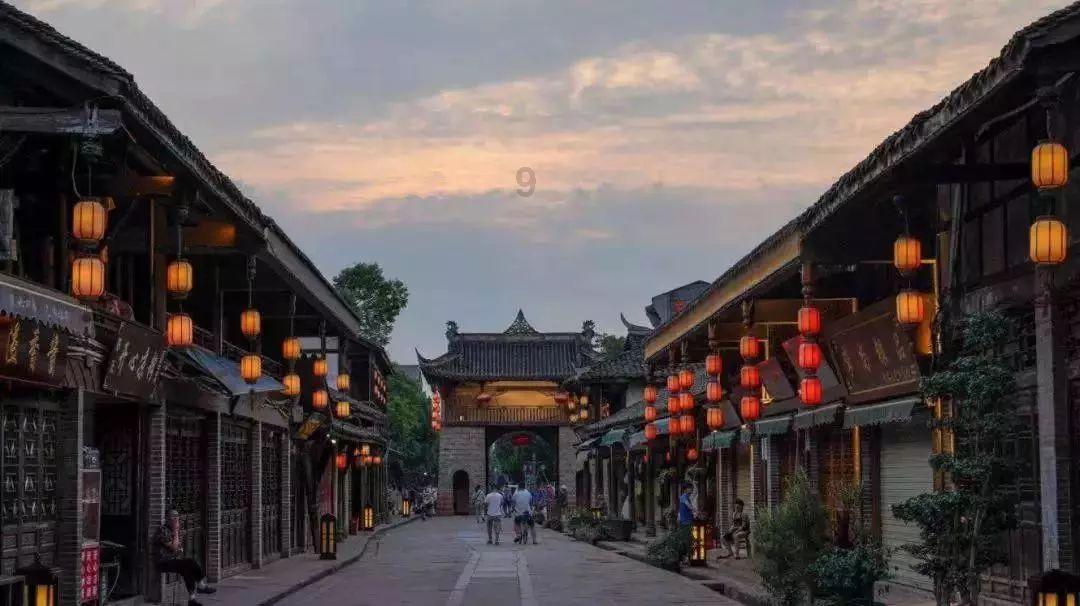 怎么与女同事相处愉快？